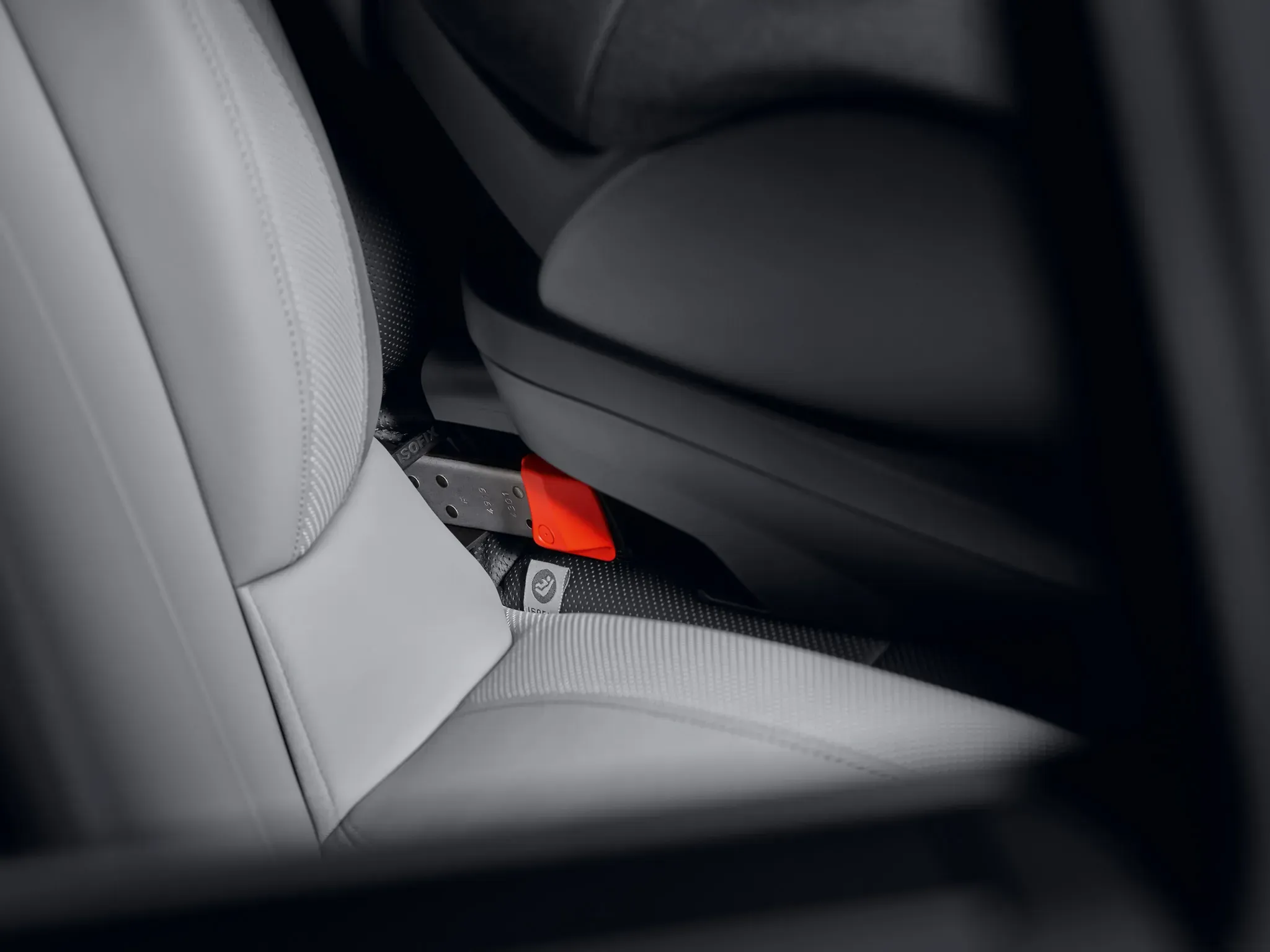 Porsche ポルシェ　Kid Seat i-Size チャイルドシート Porsche Kid Seat i-Size | PORSCHE SHOP