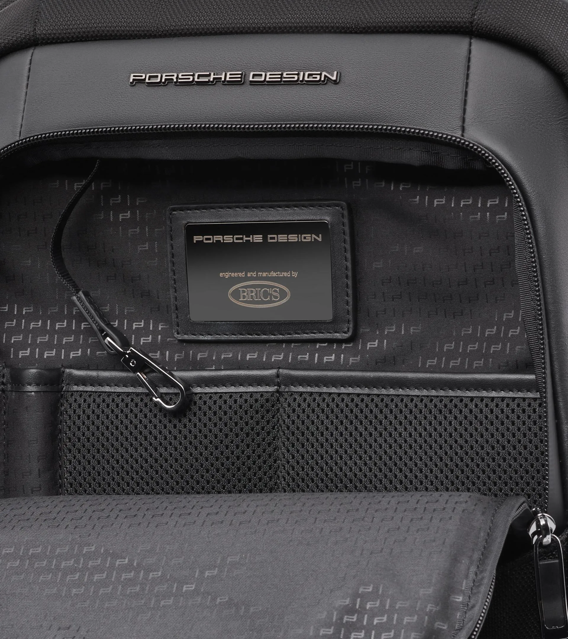 ポルシェ バック Roadster Nylon Backpack L | PORSCHE SHOP