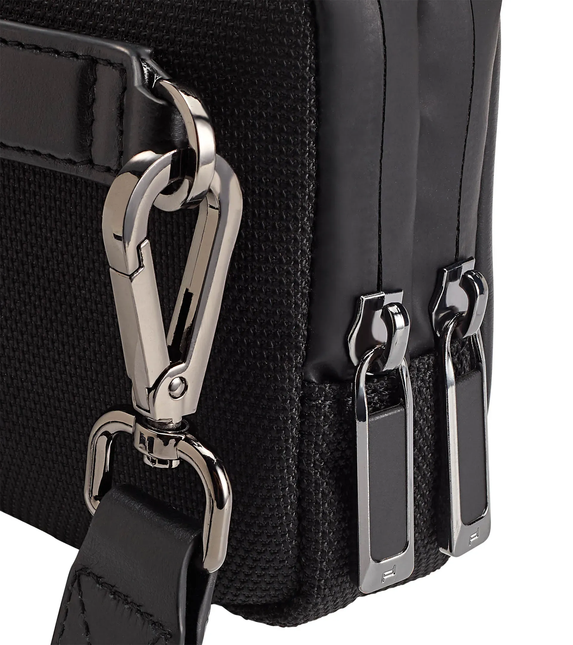 Roadster Nylon Travel Pouch | PORSCHE SHOP