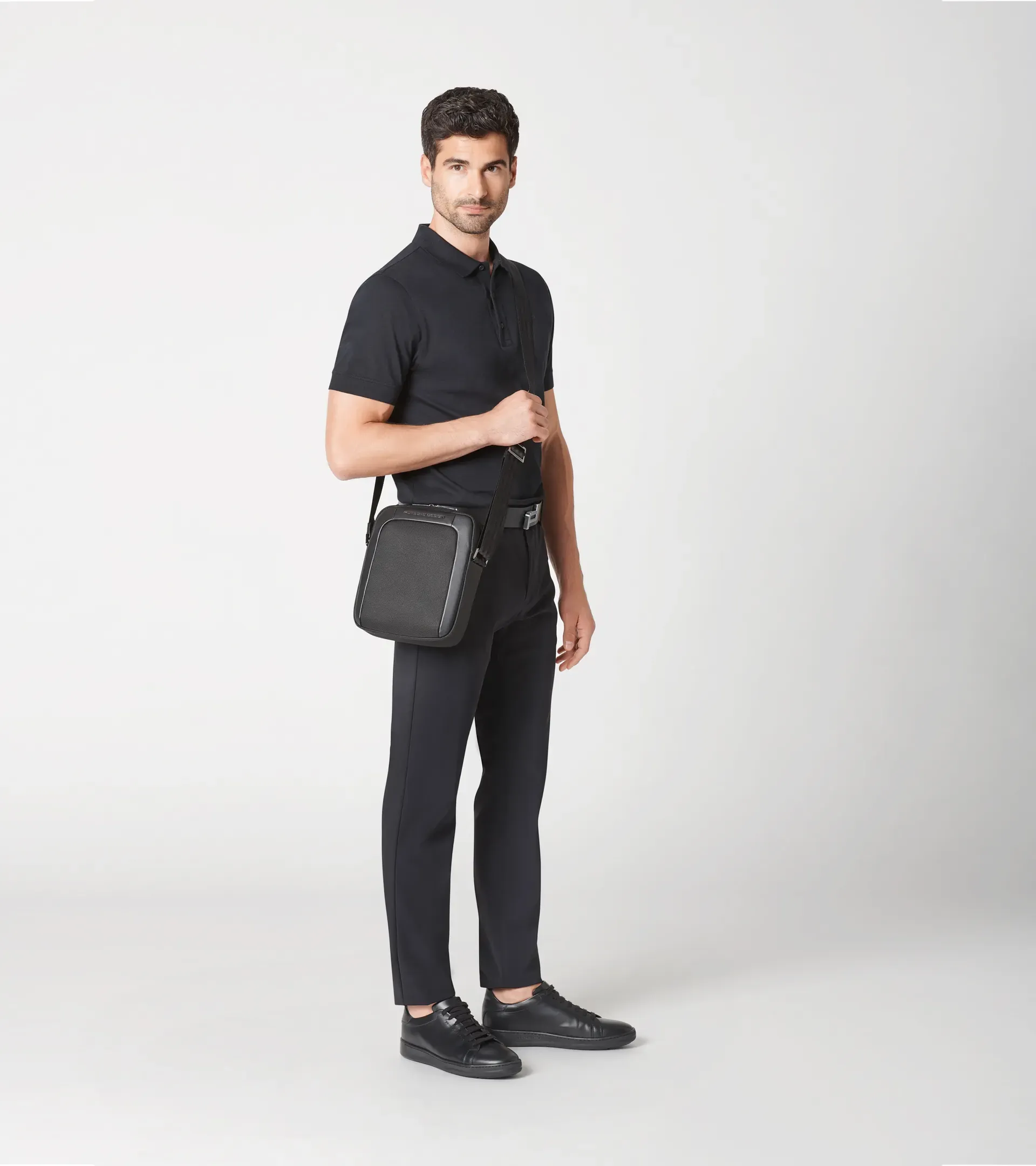 Roadster Nylon Shoulderbag XS | PORSCHE SHOP