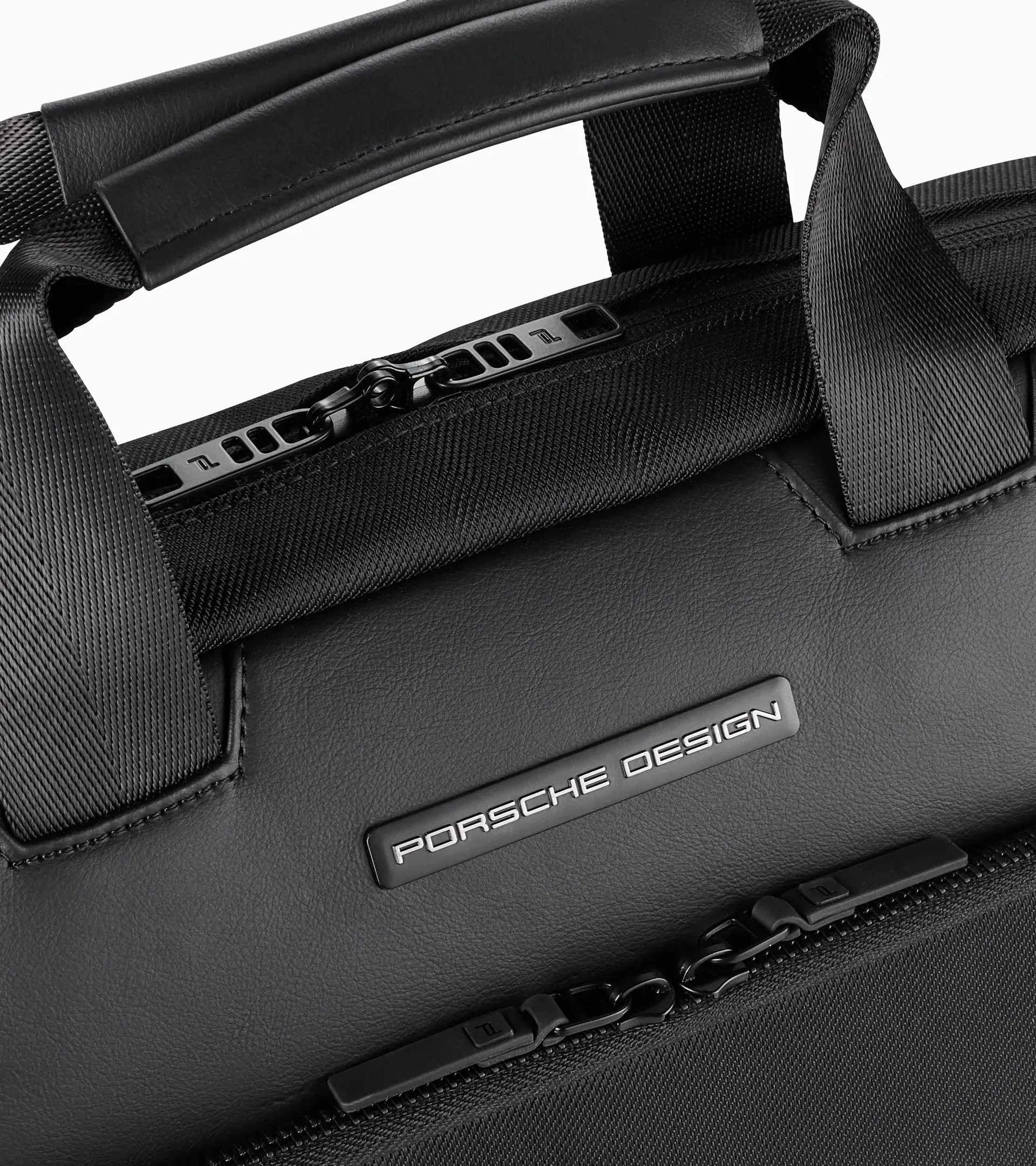 Voyager Nylon Briefcase S | PORSCHE SHOP