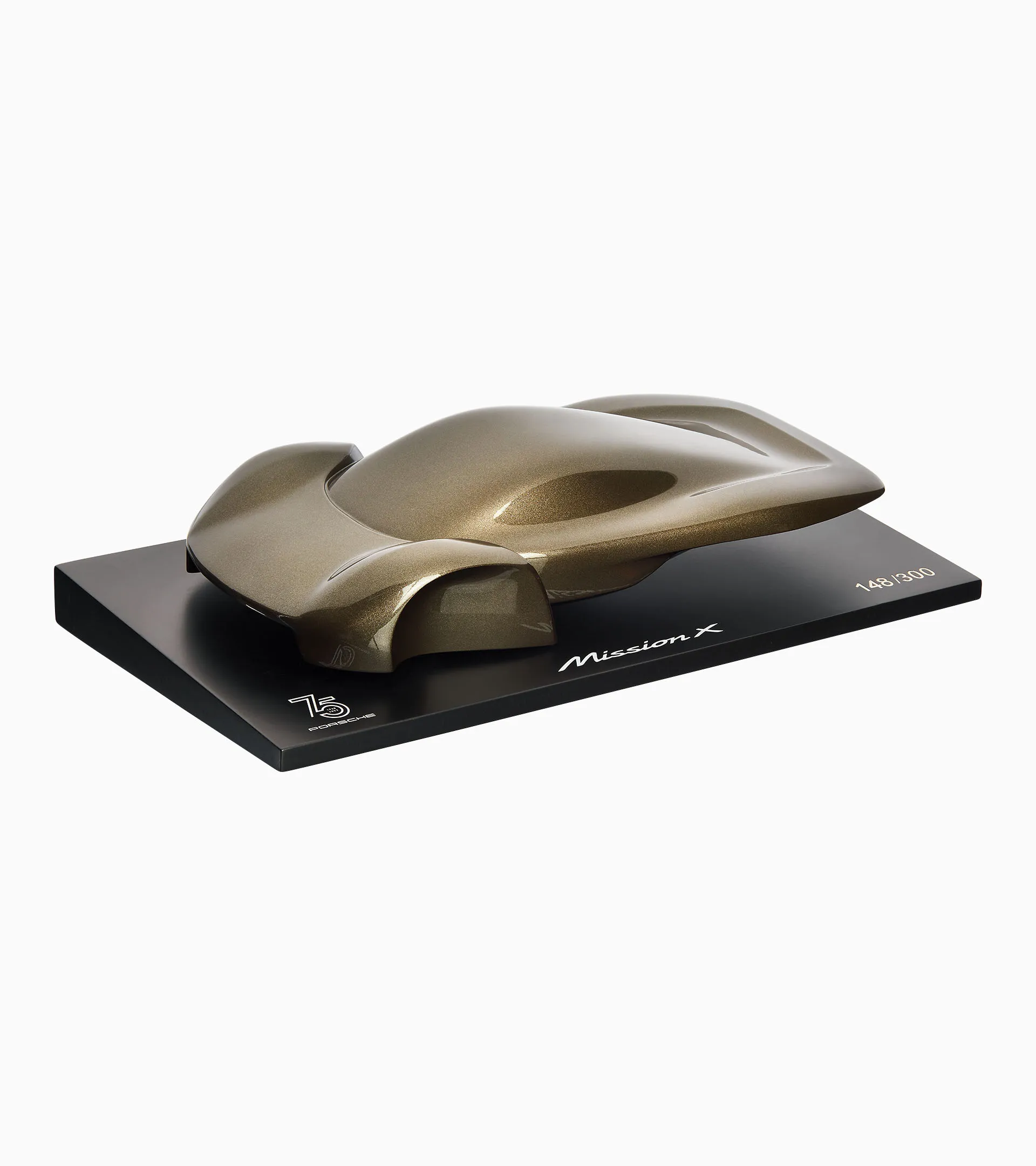 Sculpture – 75Y – Mission X hypercar – Limited | PORSCHE SHOP