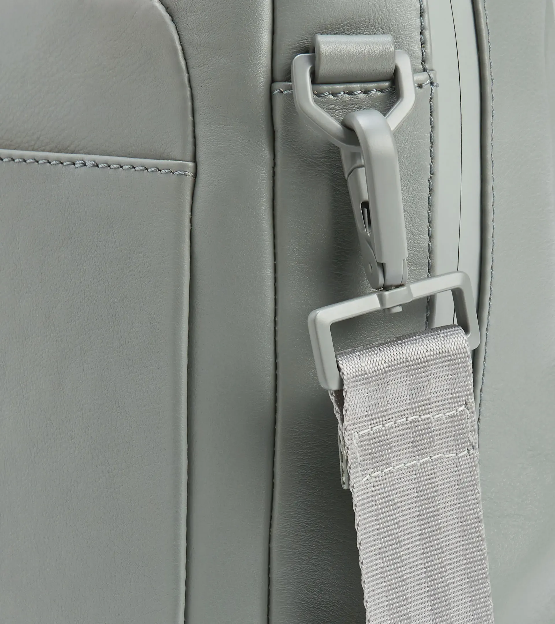 【正規品・美品】PORTER／AVENUE BRIEFCASE(S) AVENUE(アベニュー) BRIEFCASE(L) | 吉田カバンホームページ