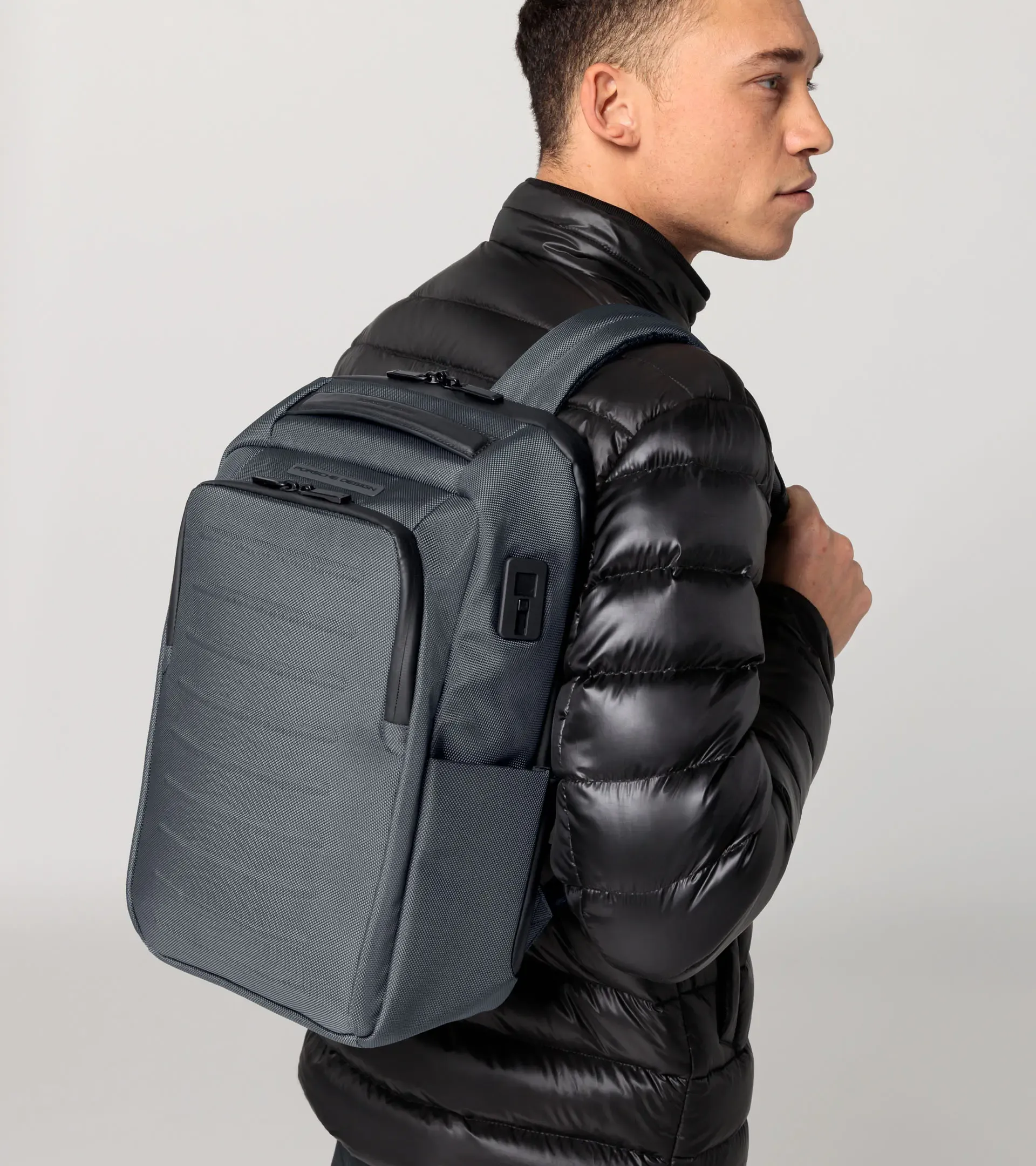 Roadster Pro Backpack