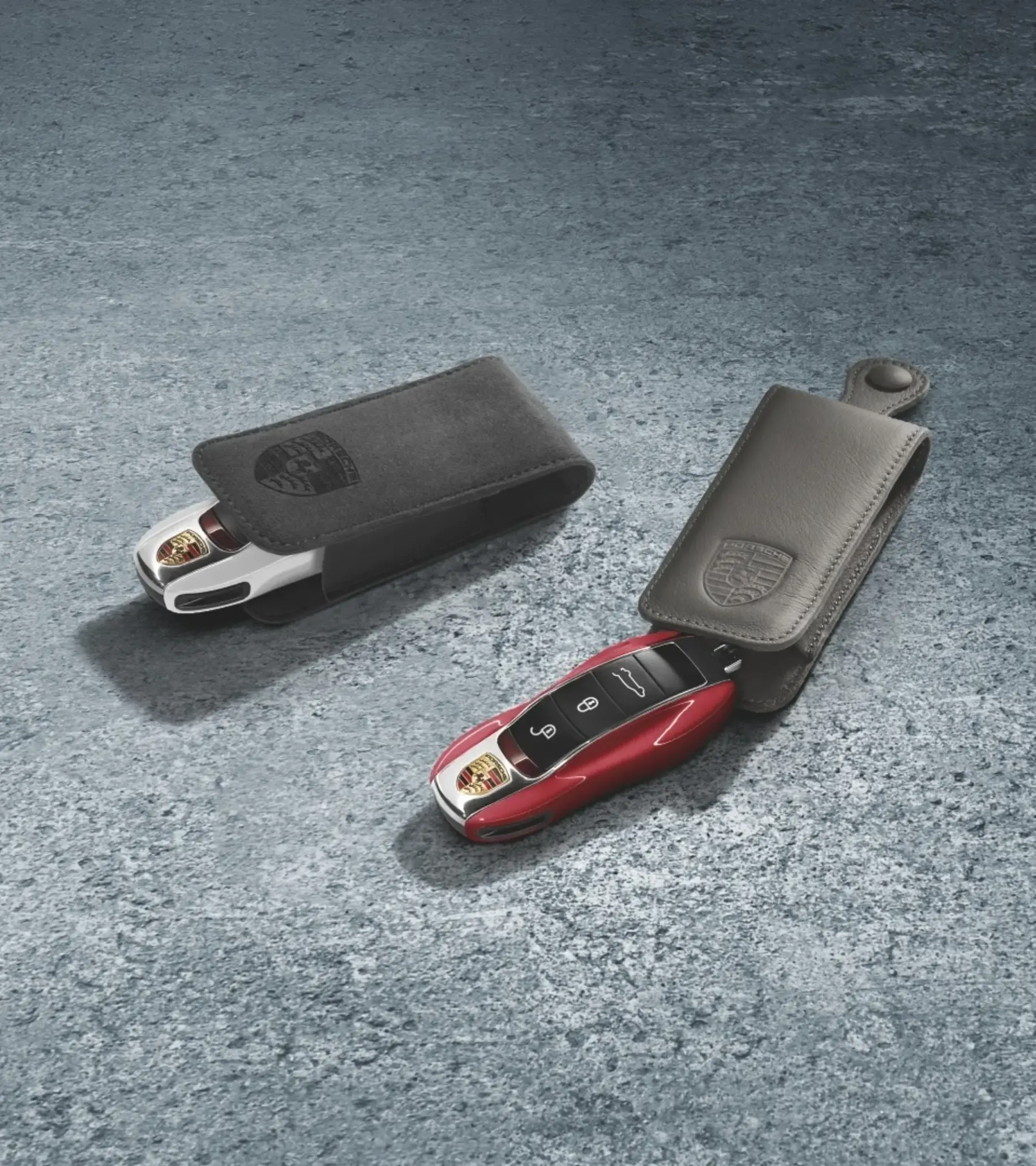 Porsche Key pouch in leather 純正キーケース Porsche Leather Key Pouch for 718, 911, Cayenne, Panamera