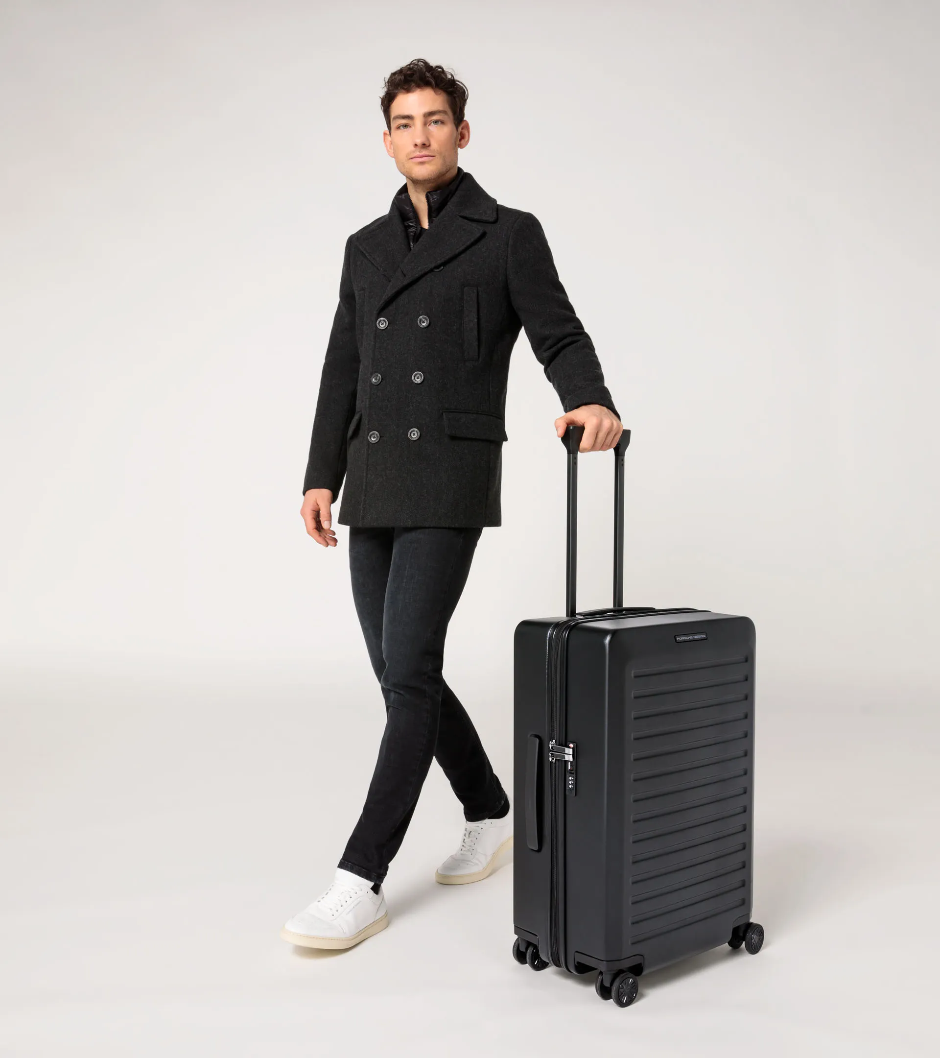 Voyager 2.0 Hardcase 4W Trolley