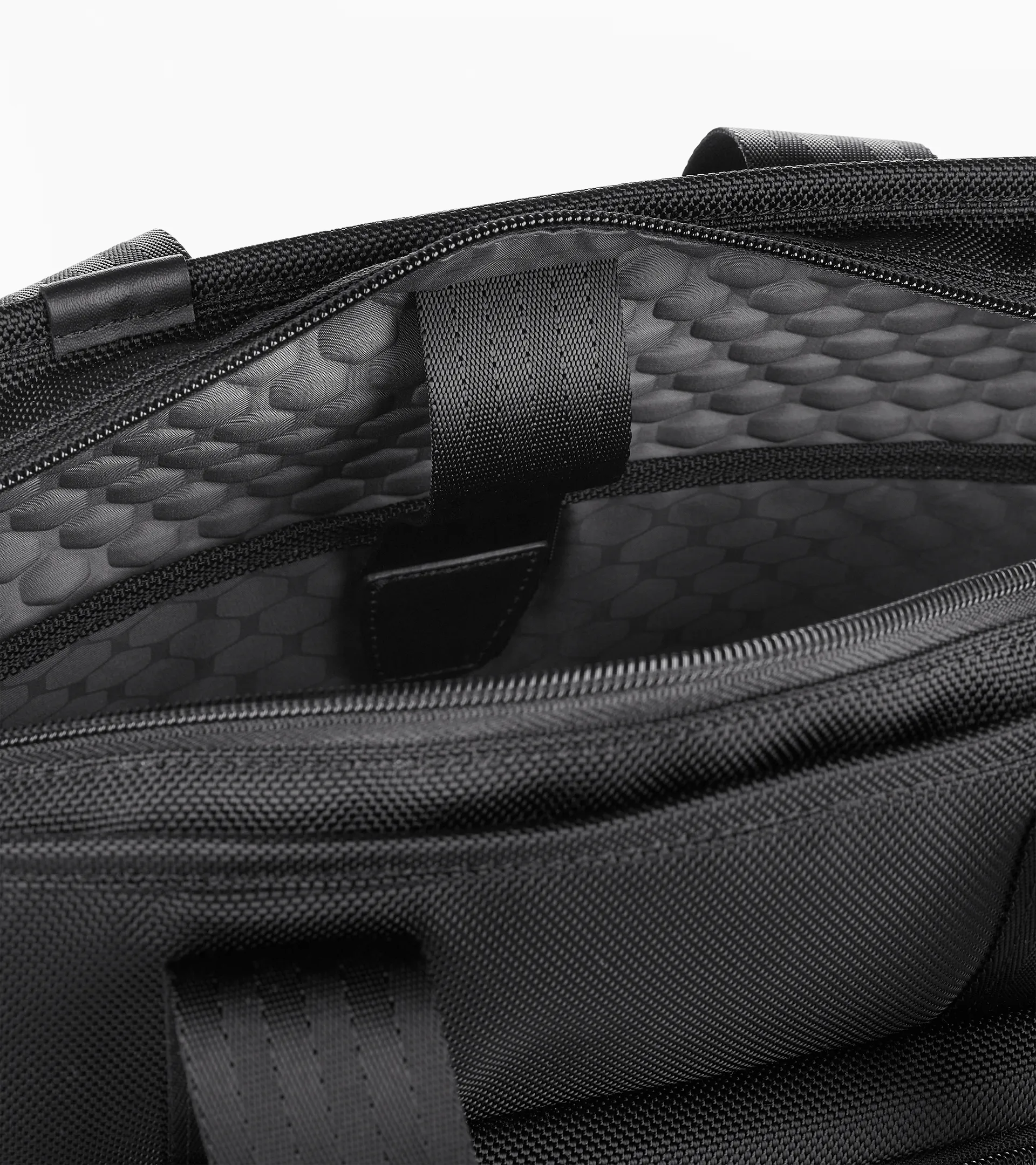 Roadster Nylon Tote Bag | PORSCHE SHOP