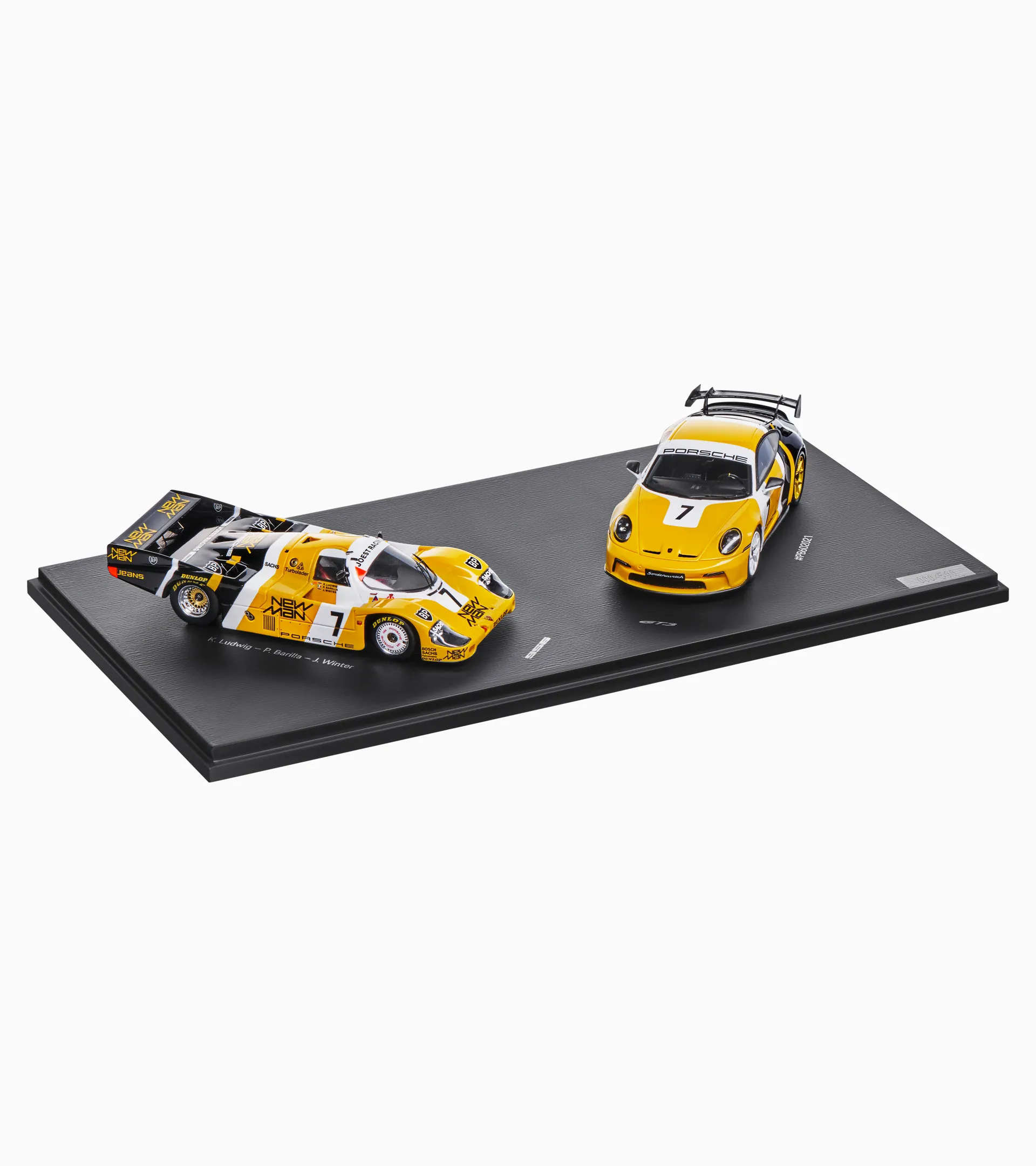 Porsche 911 GT3 (992) & Porsche 956 – Limited edition | PORSCHE SHOP