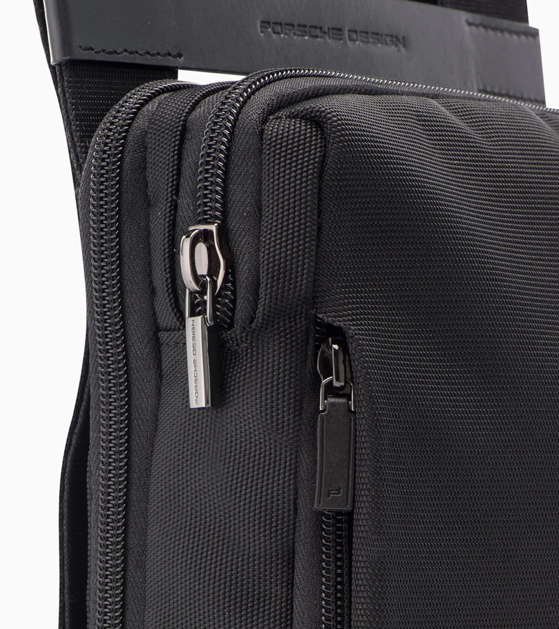 Shyrt 2.0 Nylon Shoulder Bag XSVZ | PORSCHE SHOP