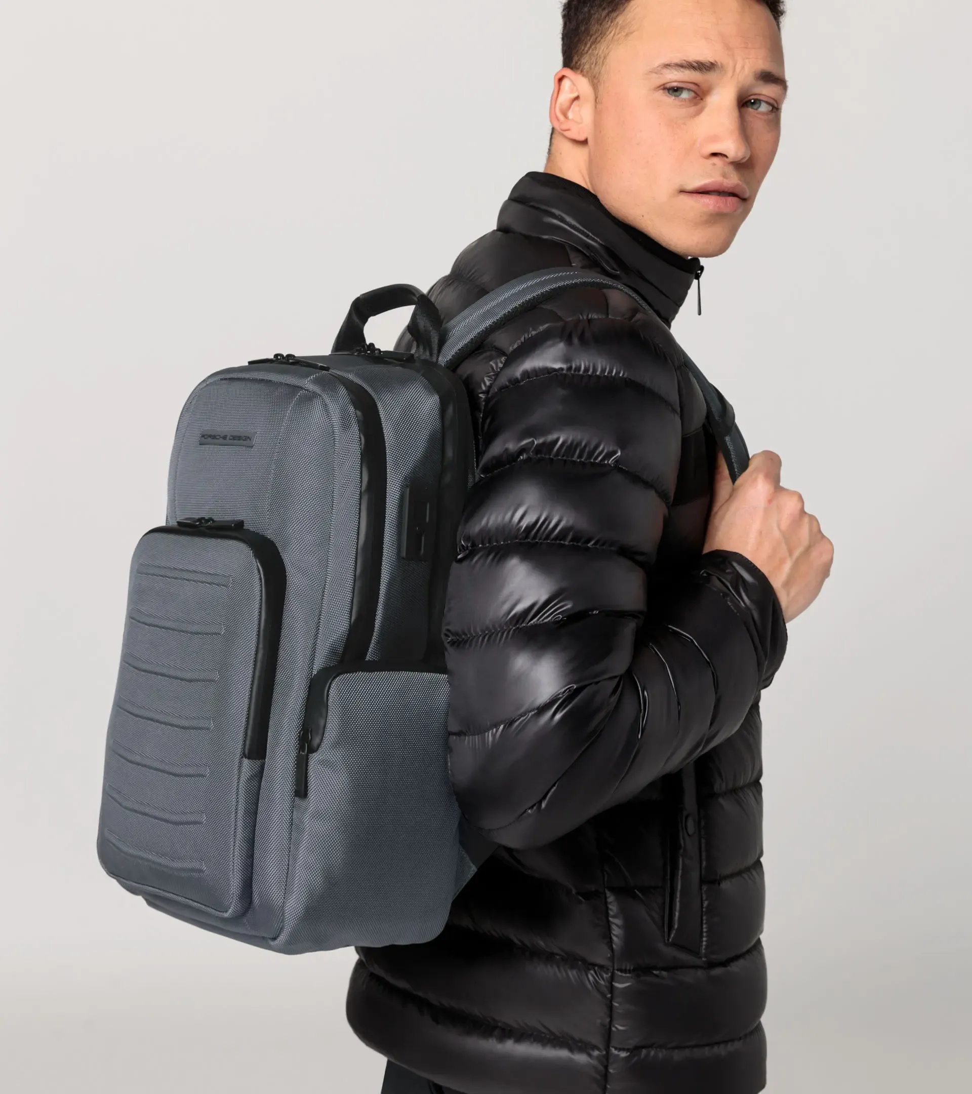 Roadster Pro Backpack M1