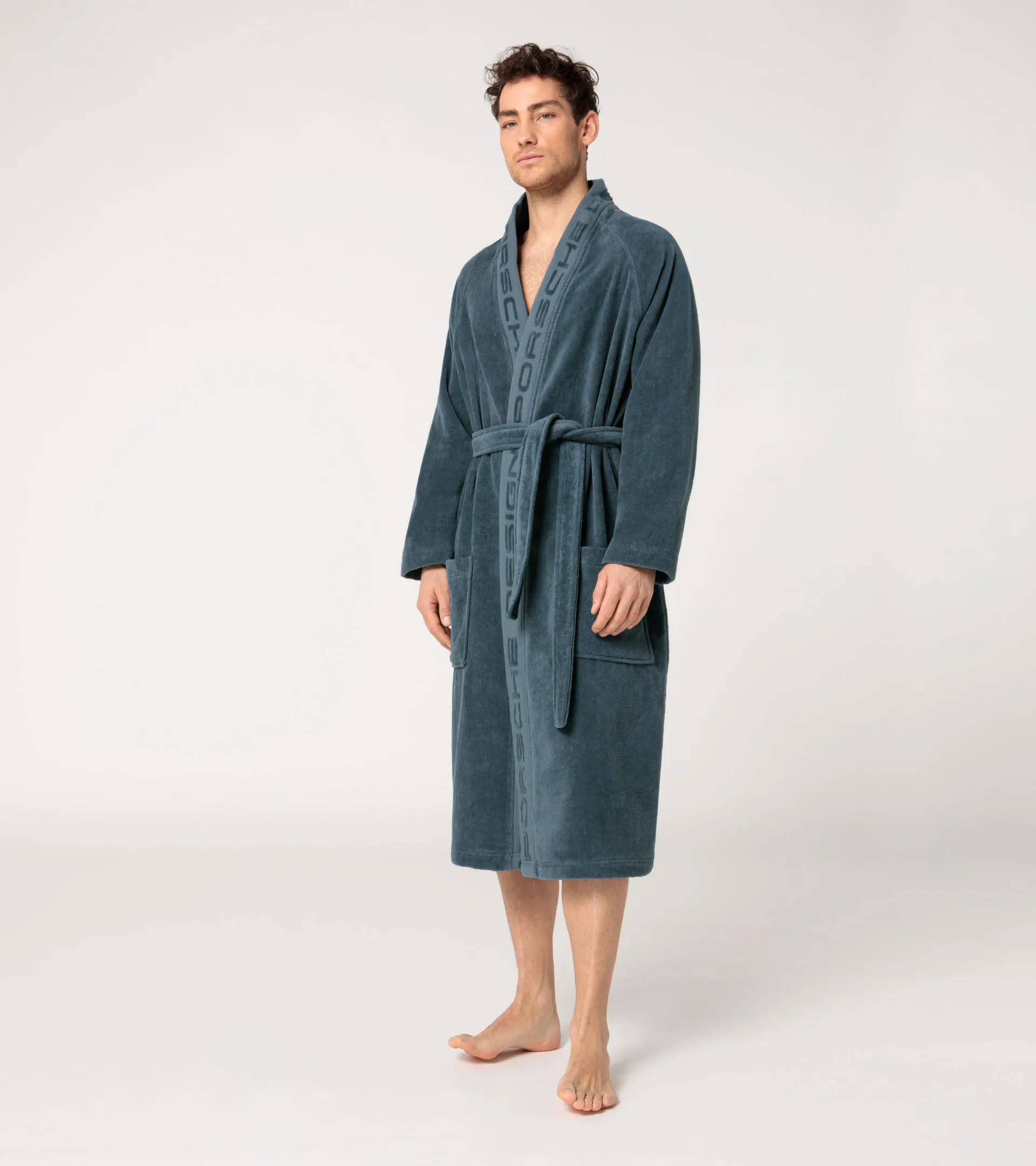 Long bathrobe