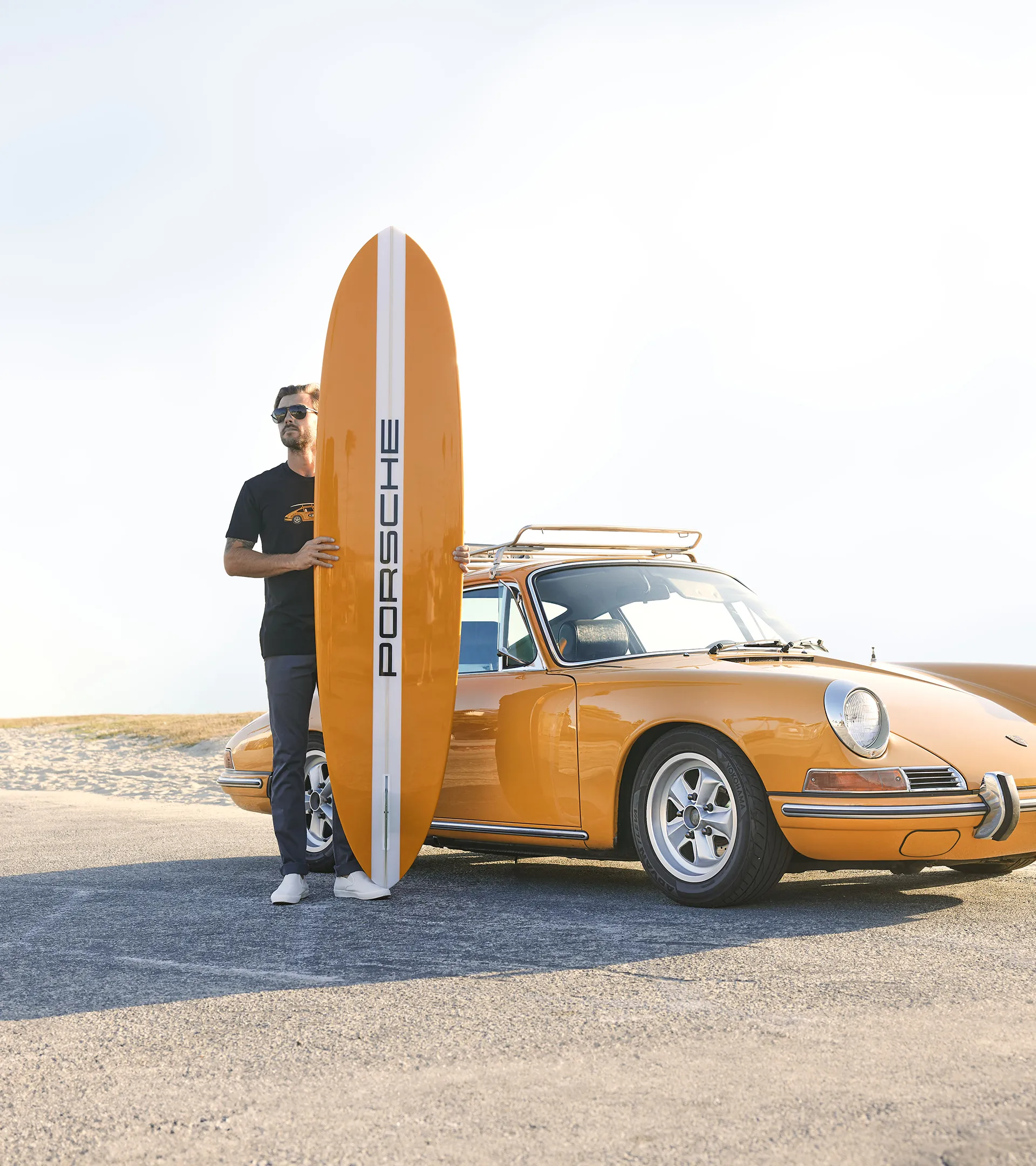 Custom-made Porsche x Almond Cash-Yew II Surfboard (7' 10'')