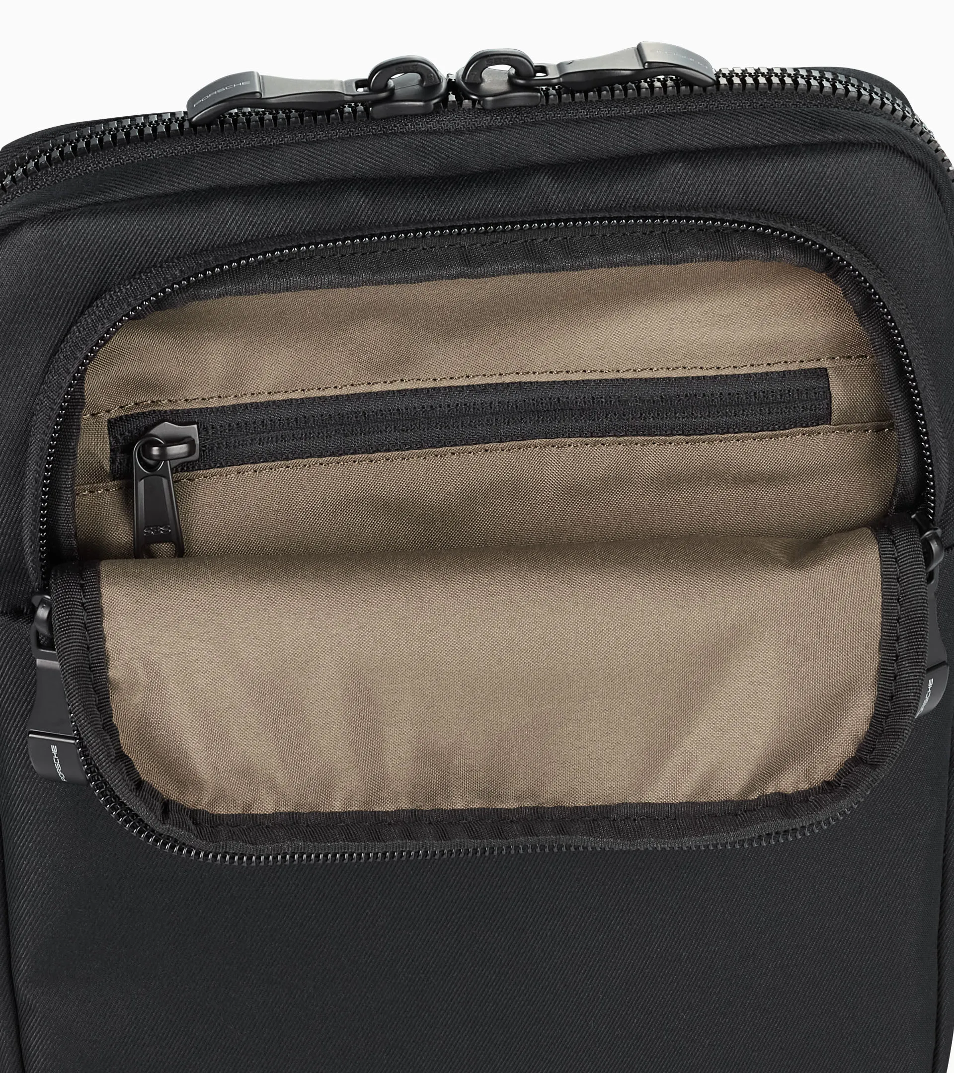 Porsche ナイロンポーチ&タンブラー Pouch – Essential | PORSCHE SHOP