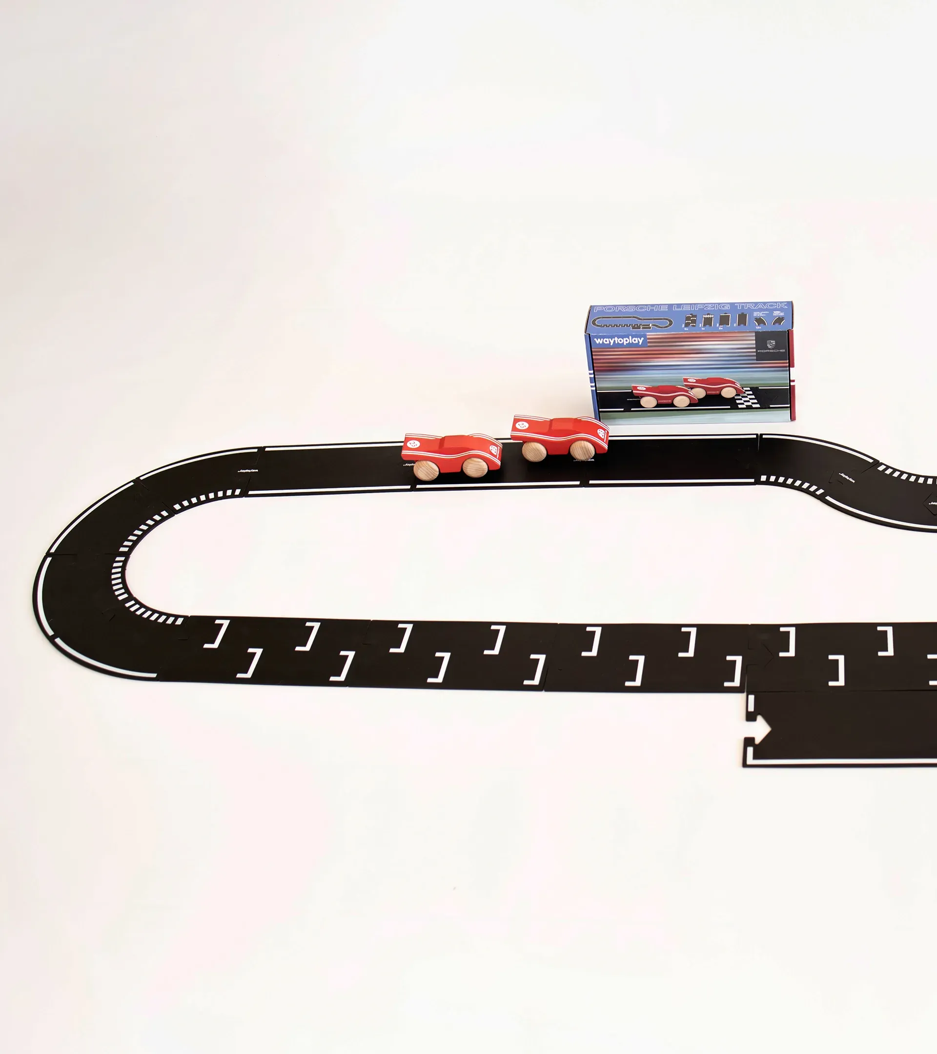 Way to Play Race Track – Porsche Leipzig | PORSCHE SHOP