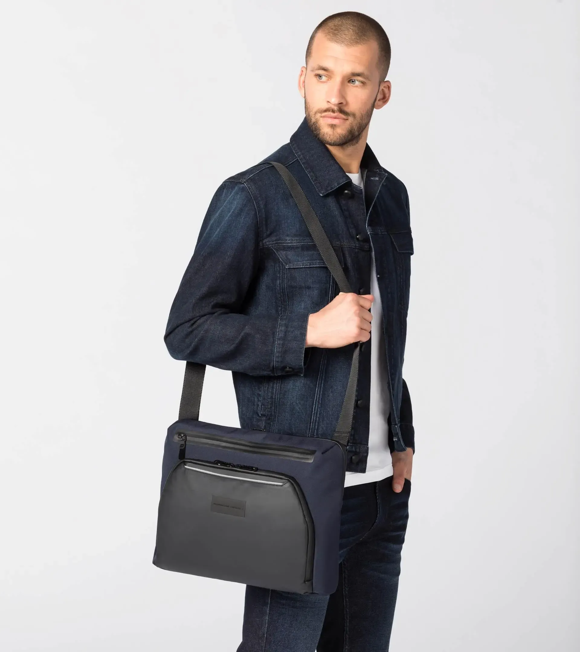Urban Eco Messenger Bag | PORSCHE SHOP