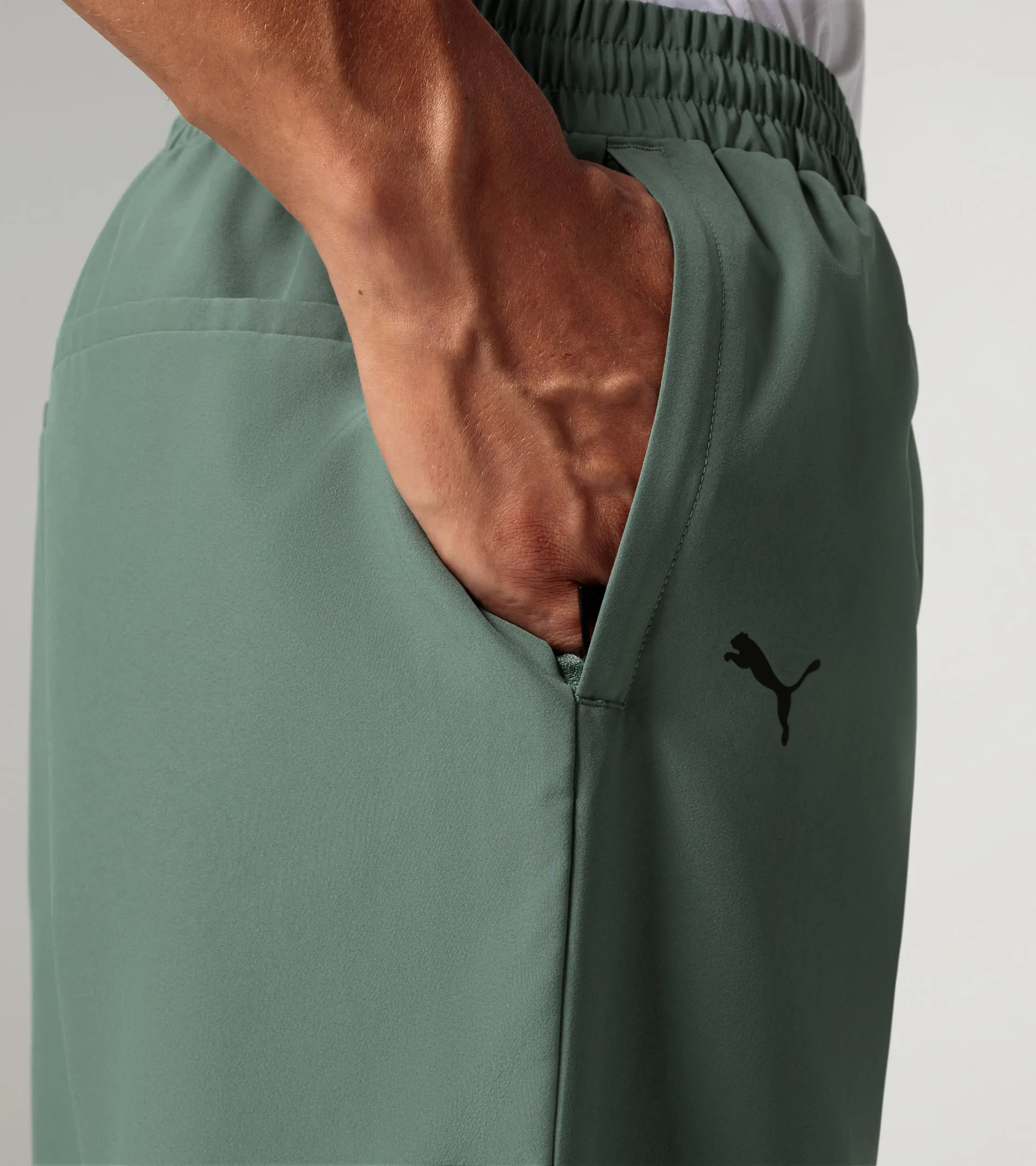 Woven tech trousers
