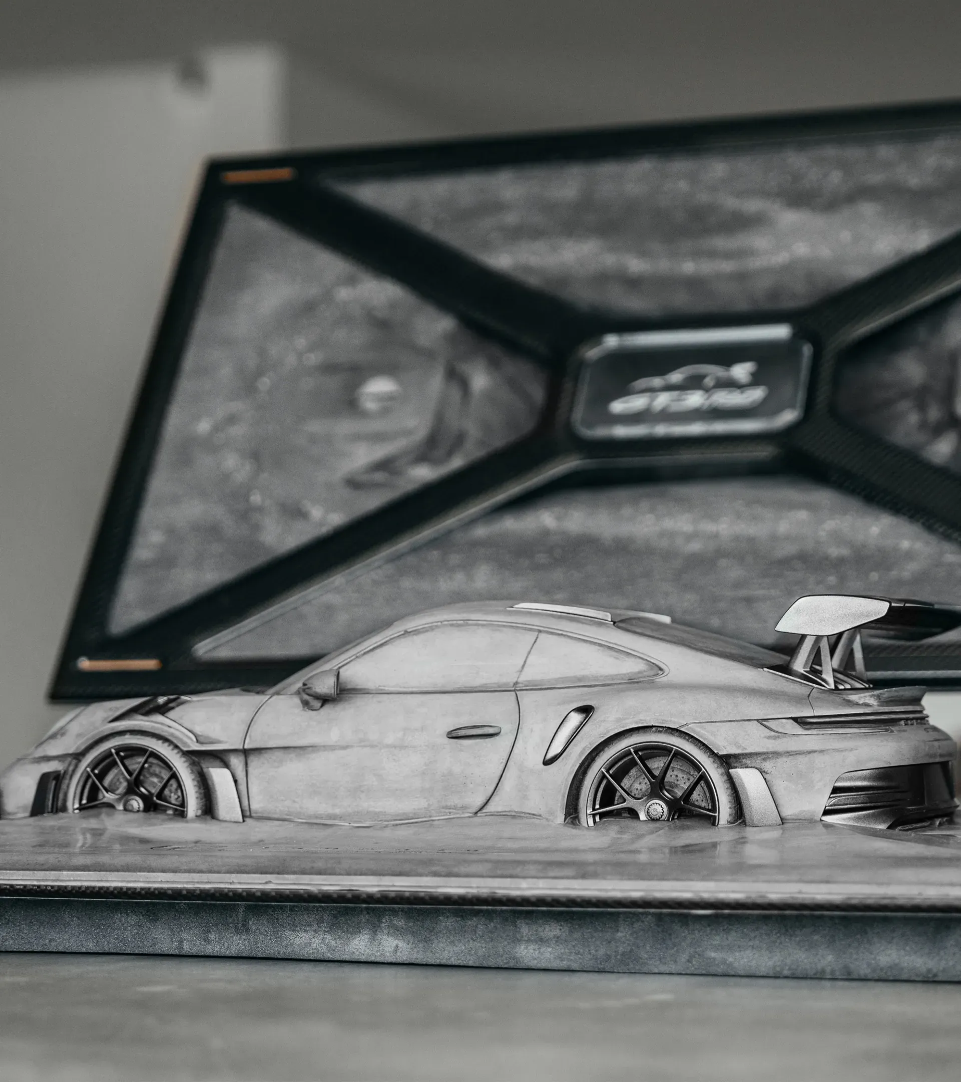 Porsche 911 GT3 RS (992) Concrete Sculpture – Limited Edition
