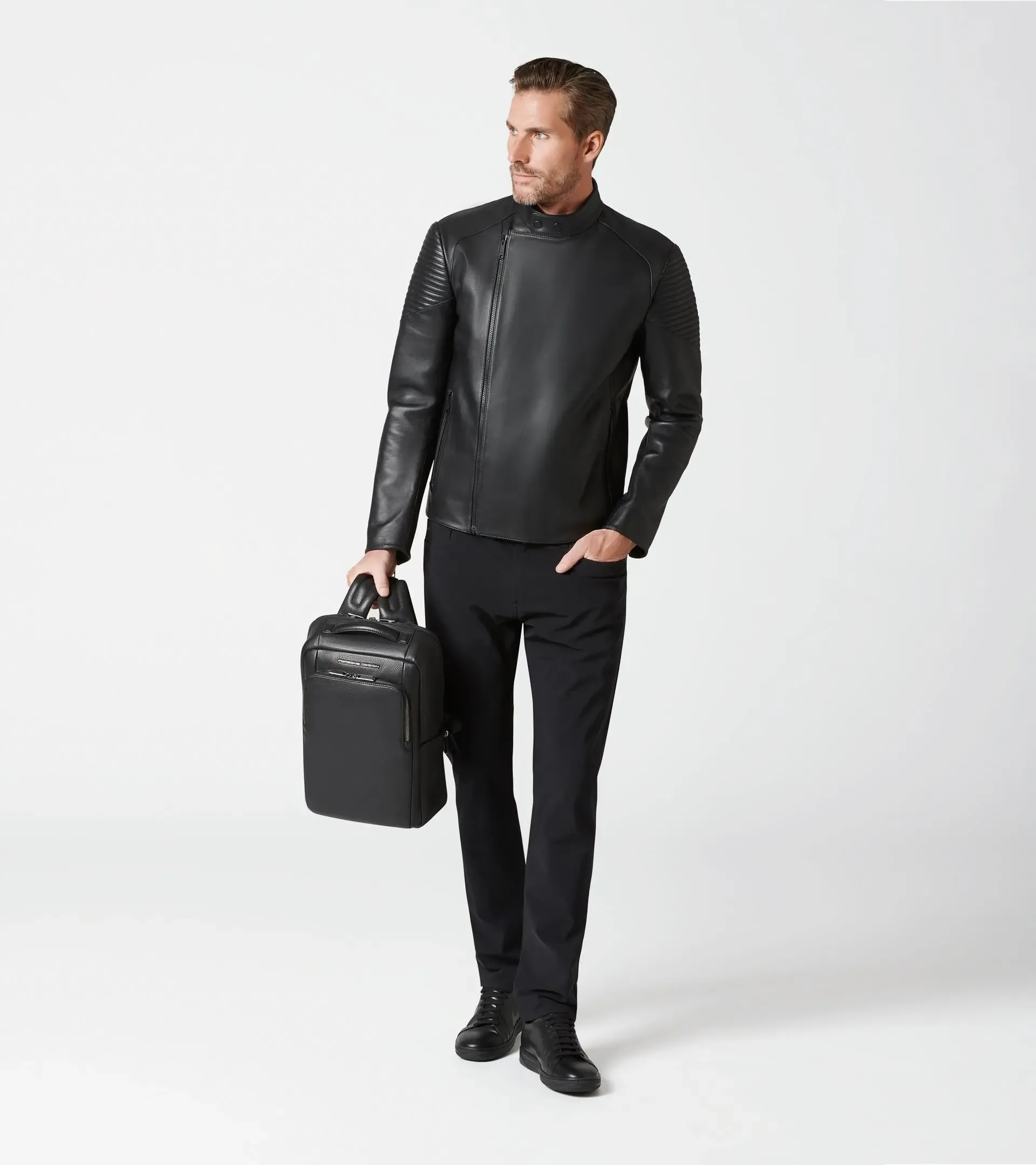 バッグ leather short Back Gearpack No. 4 | Vintage Black Leather Crossbody Bag | Ghurka