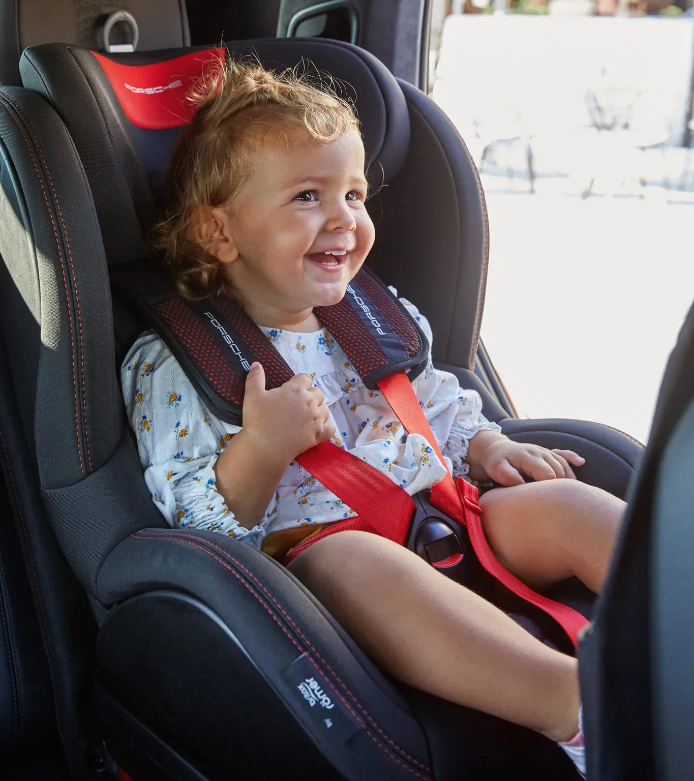 チャイルドシート Porsche Kid Seat i-Size f19f222d-01ab-4ed5-9074-